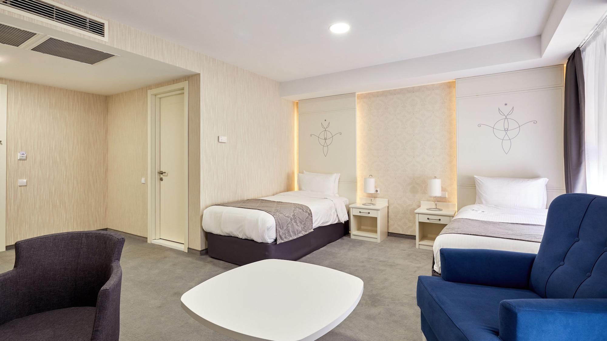 Gallery Palace Hotel Тбілісі Екстер'єр фото