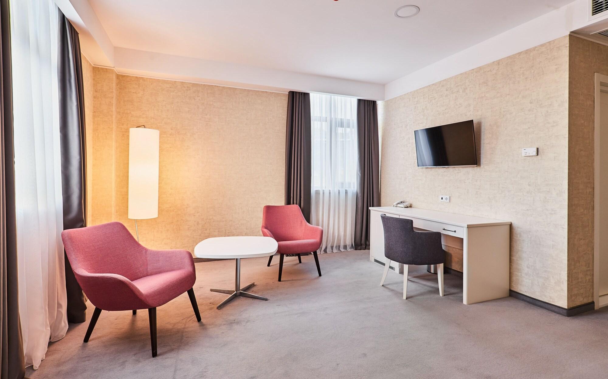Gallery Palace Hotel Тбілісі Екстер'єр фото