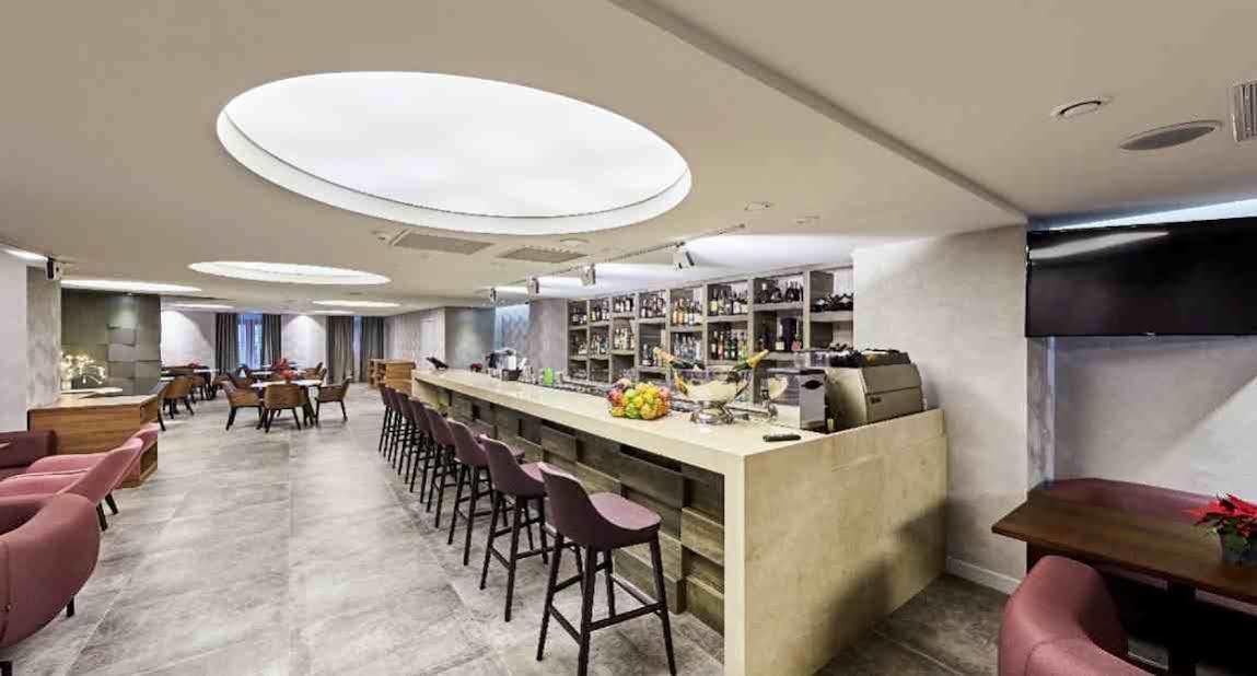 Gallery Palace Hotel Тбілісі Екстер'єр фото