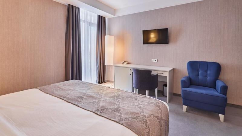 Gallery Palace Hotel Тбілісі Екстер'єр фото